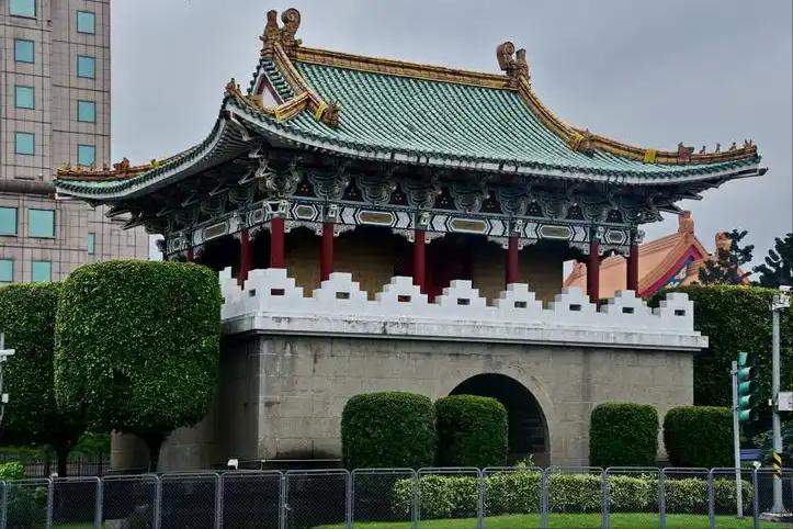 台湾地理位置特点