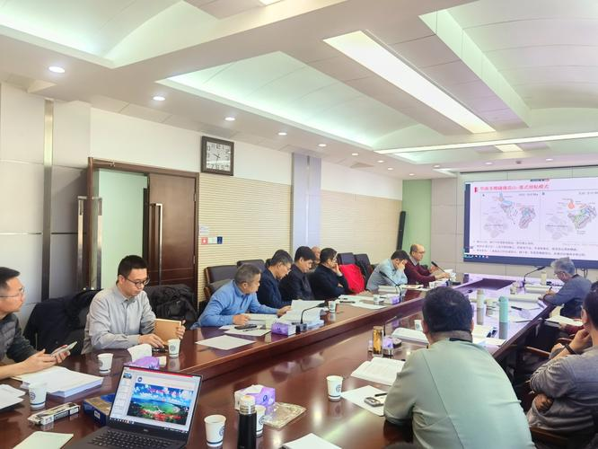 板块构造理论新生