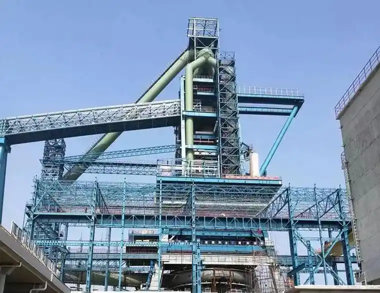 如图是根据高炉炼铁原理