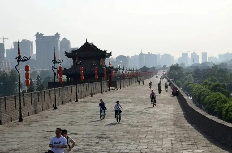 游客请注意！ “五一”期间 陕西各景区实行分时段预约参观