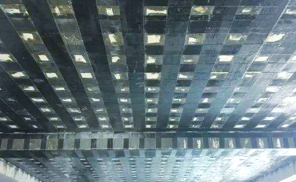 Structure strengthening method