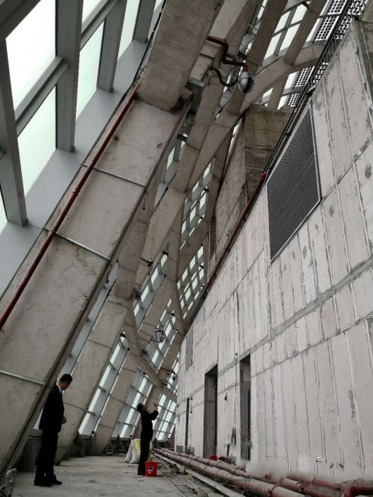 Water spill maintenance programme for curtain walls