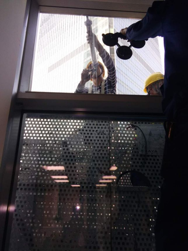 Water spill maintenance programme for curtain walls