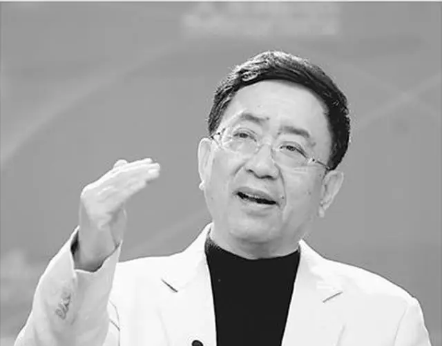 余秋雨的散文特点