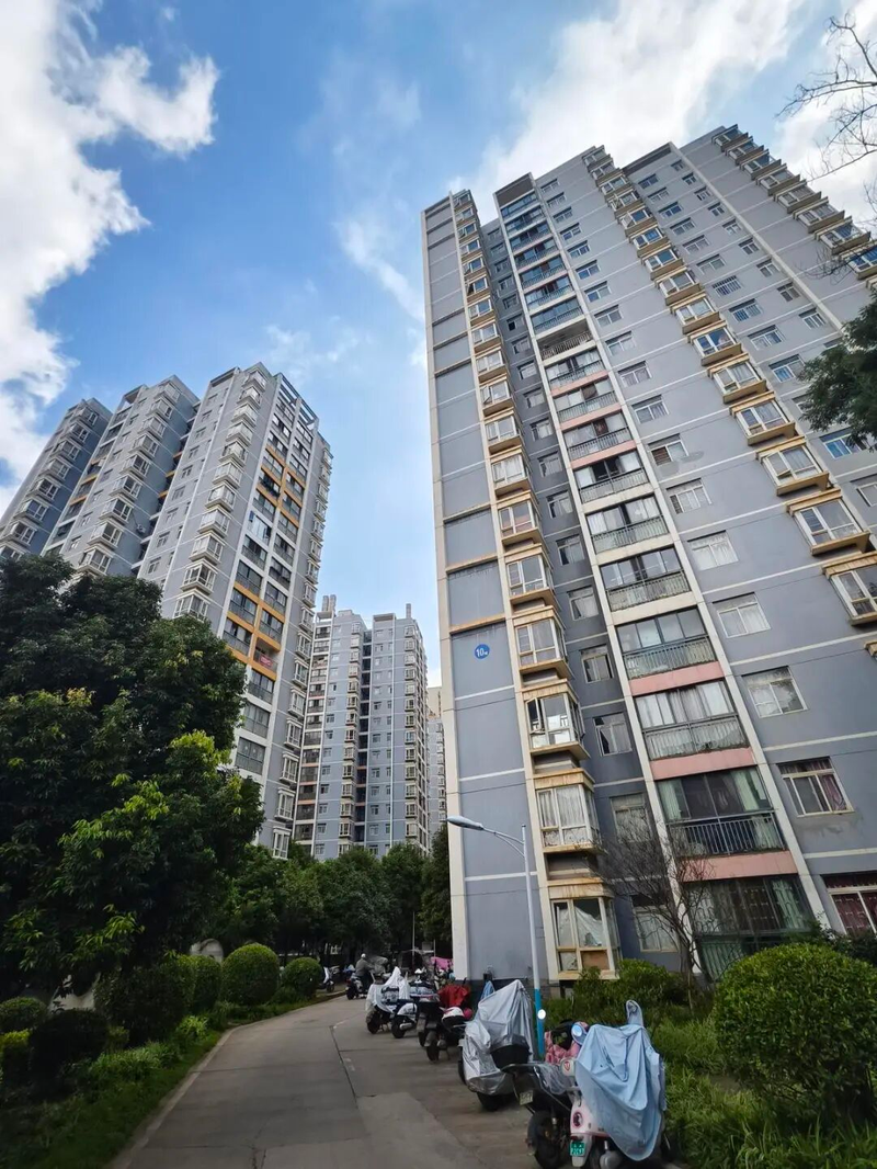 小区电梯维修费用