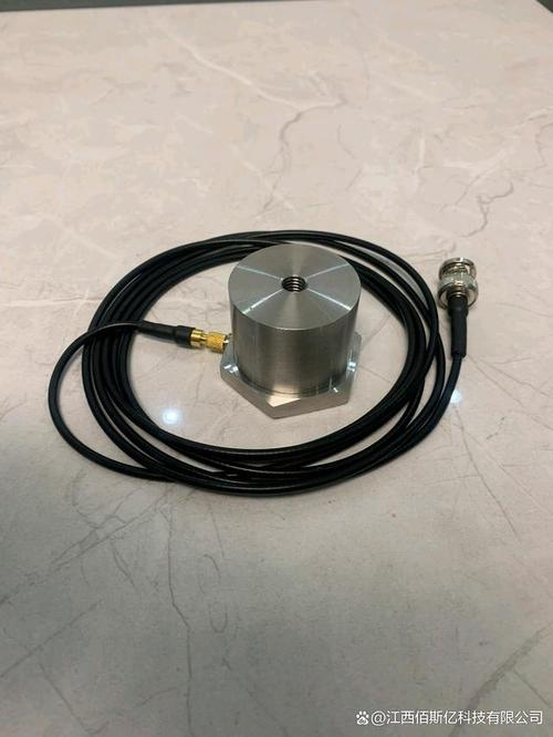 压电式传感器工作原理