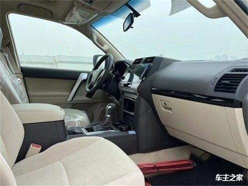 Book on the maintenance of toyota and land cruiser vehicles