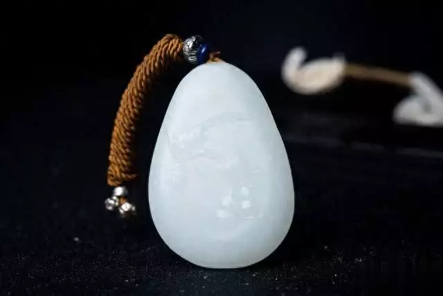 Walnuts play the game