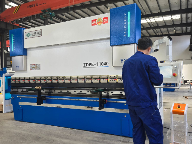 Carving machine maintenance