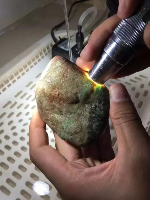 翡翠赌石专用术语