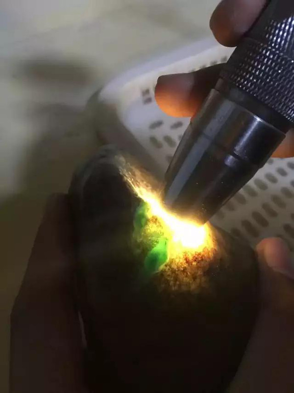 翡翠赌石专用术语