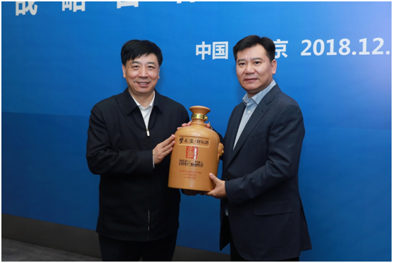 The blue of the river dreams