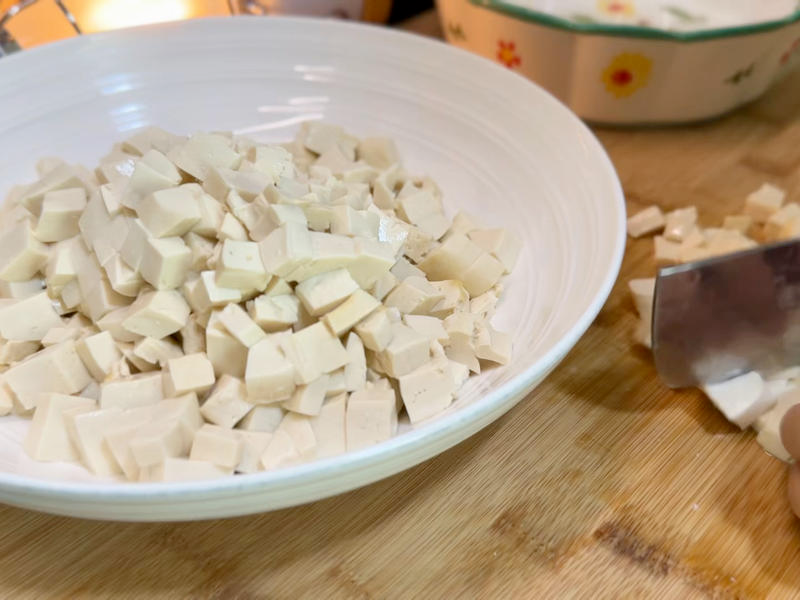 It's a video of the way the bun was squeezed