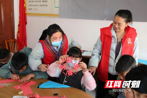 Rabbit cut paper step