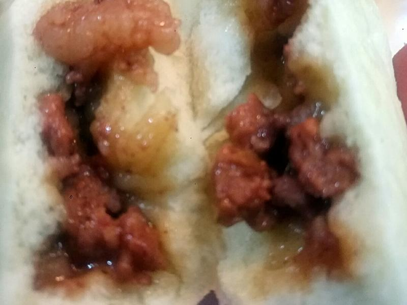 It's a video of the way the bun was squeezed