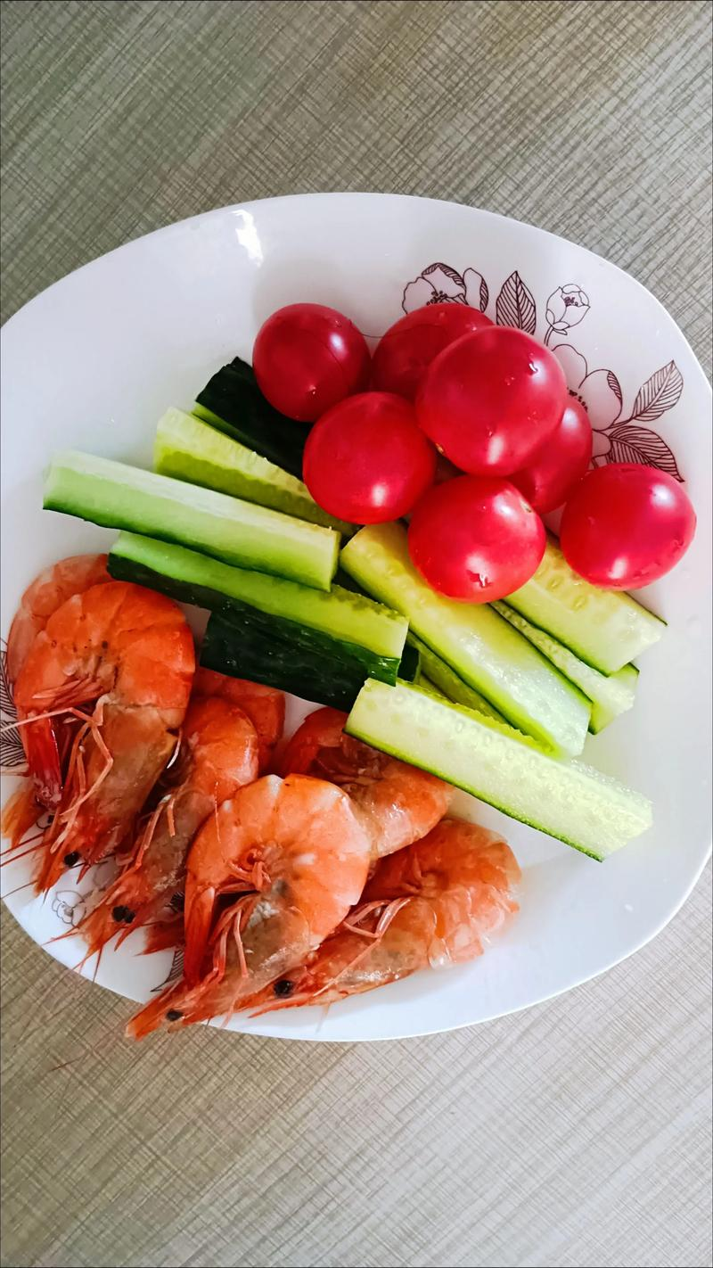 Summer shed cucumber cultivation techniques