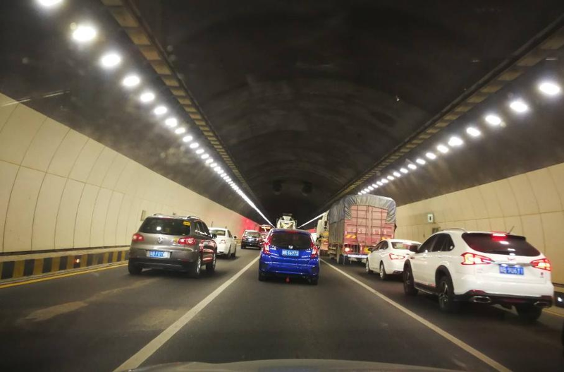 高速公路维修标志牌