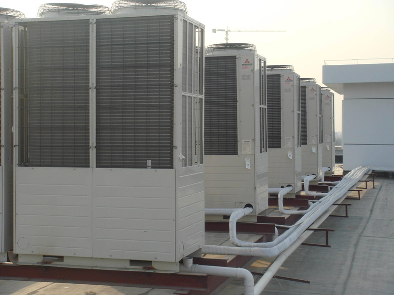 Maintenance of air-conditioning equipment for the central air-cooled unit