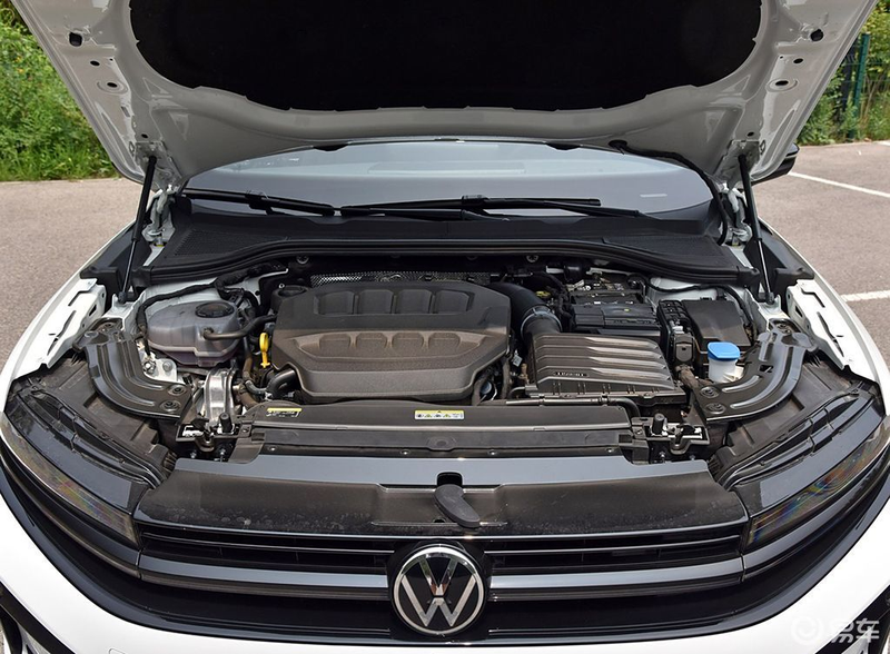 迈腾和雅阁保养费用