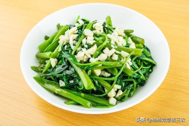 The way the potted cabbage is grown