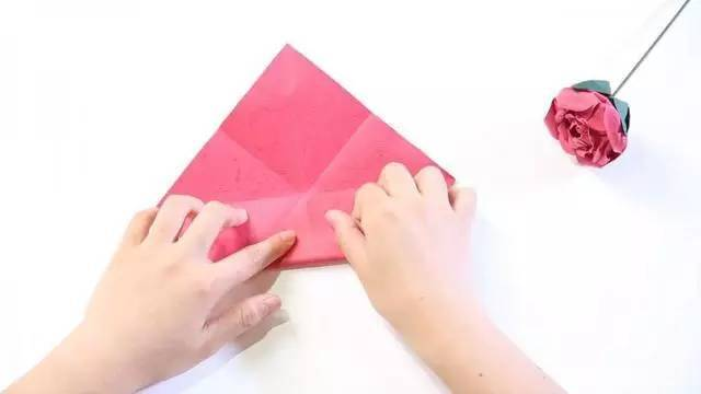 玫瑰花的折纸方法