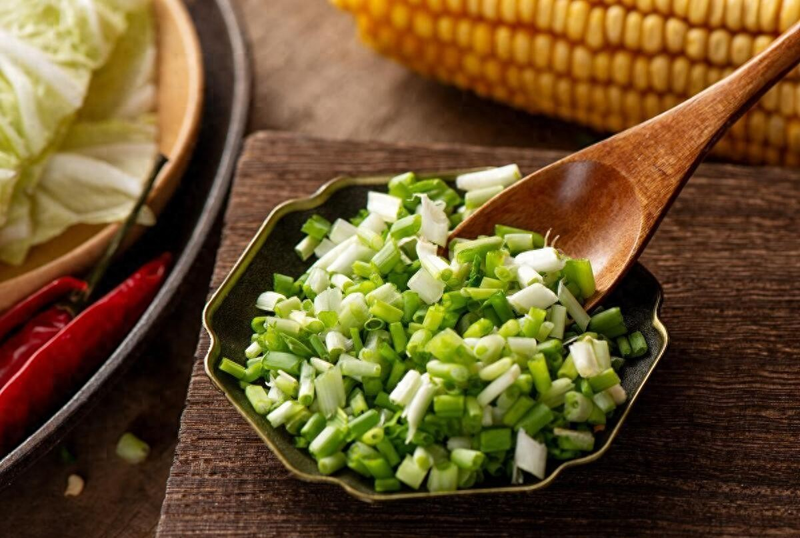 Four seasons of onion planting