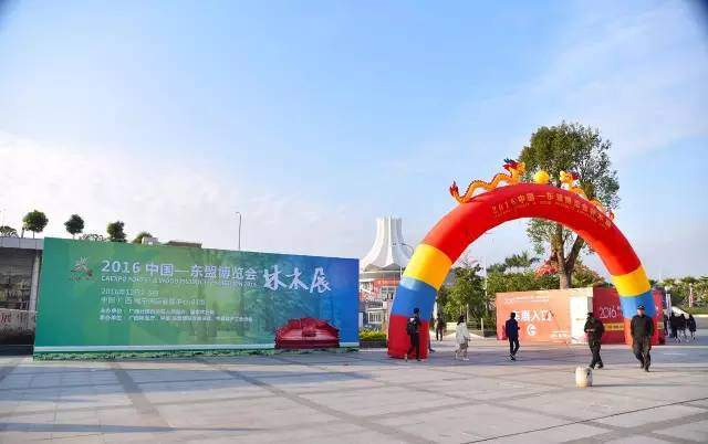 东兴红木批发价格暴跌