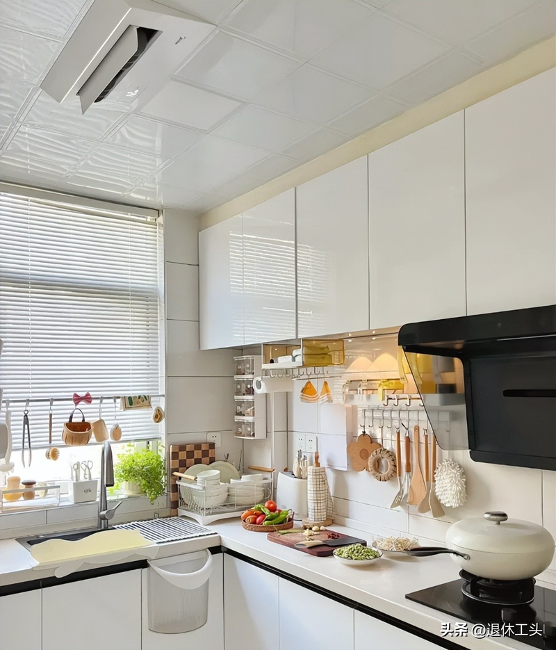 Picture of the single price of the sink