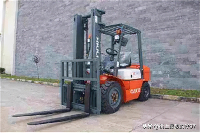 手动叉车维修保养