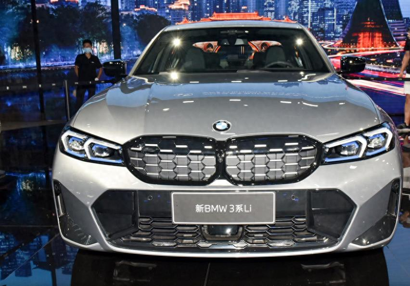 宝马最低多少钱