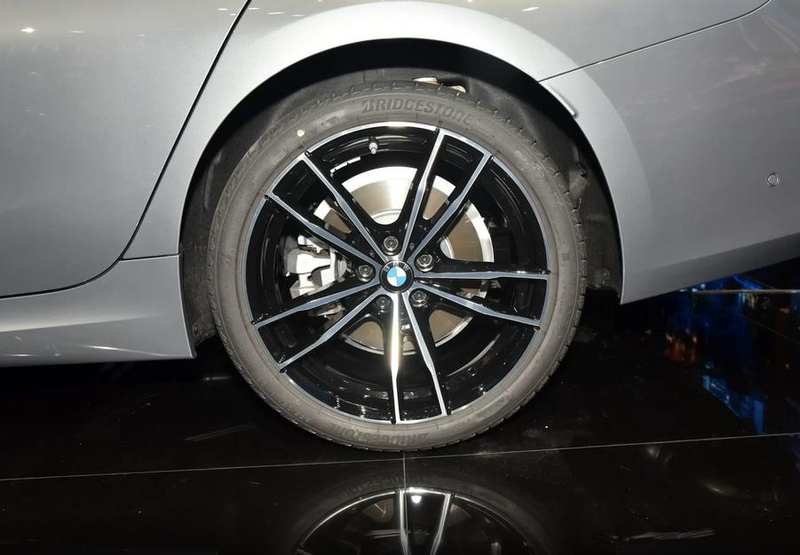 宝马最低多少钱