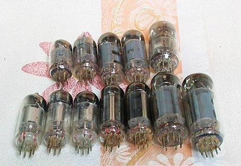 The working principles of the quadratic electronic tube