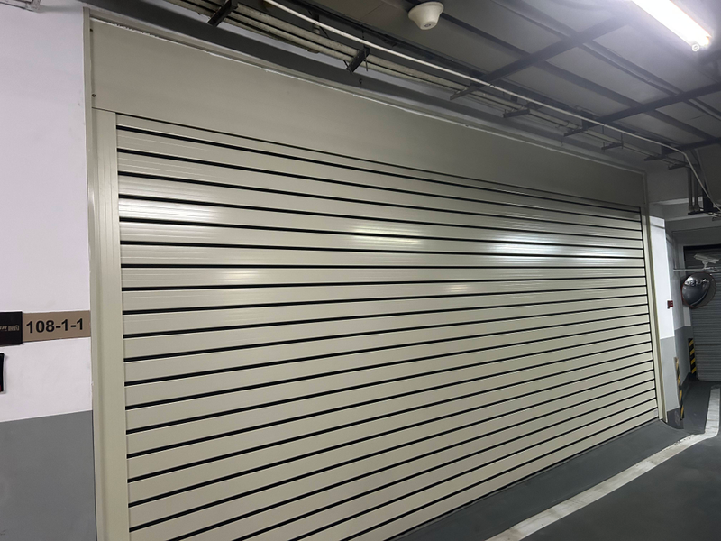 Garage electrical roll door maintenance