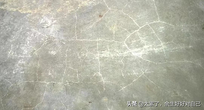 大体积混凝土中温度裂缝的成因