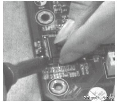 电烙铁的焊接步骤