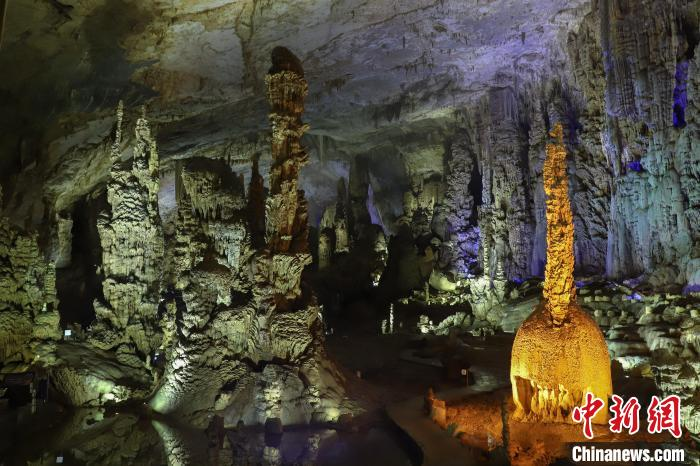 桥梁构造者洞穴