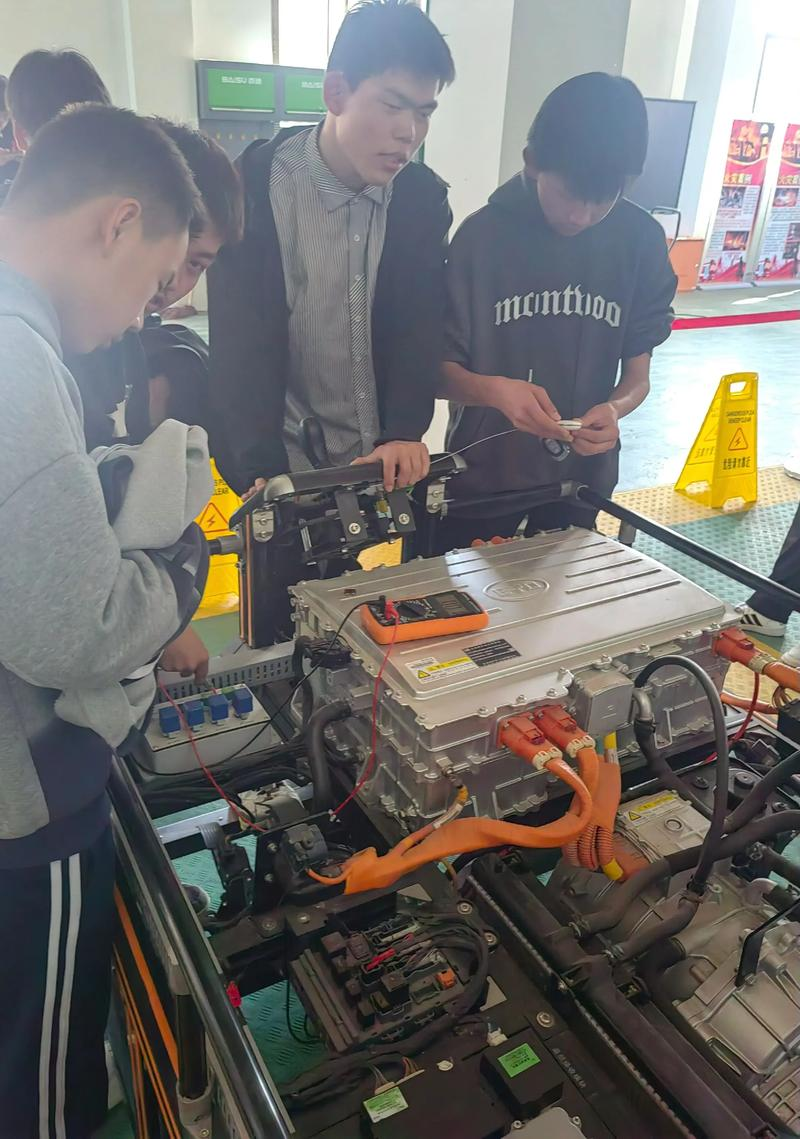 函授汽车检测维修技术