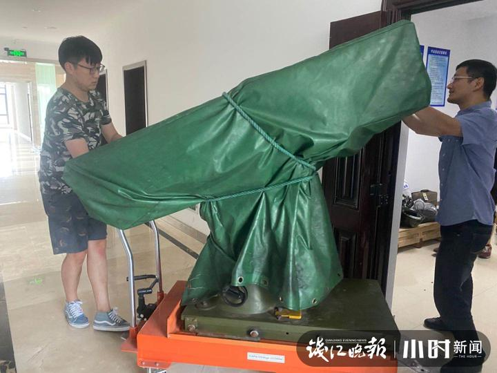 进行人工增雨的原理是干冰