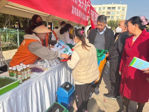 宣传垃圾分类知识