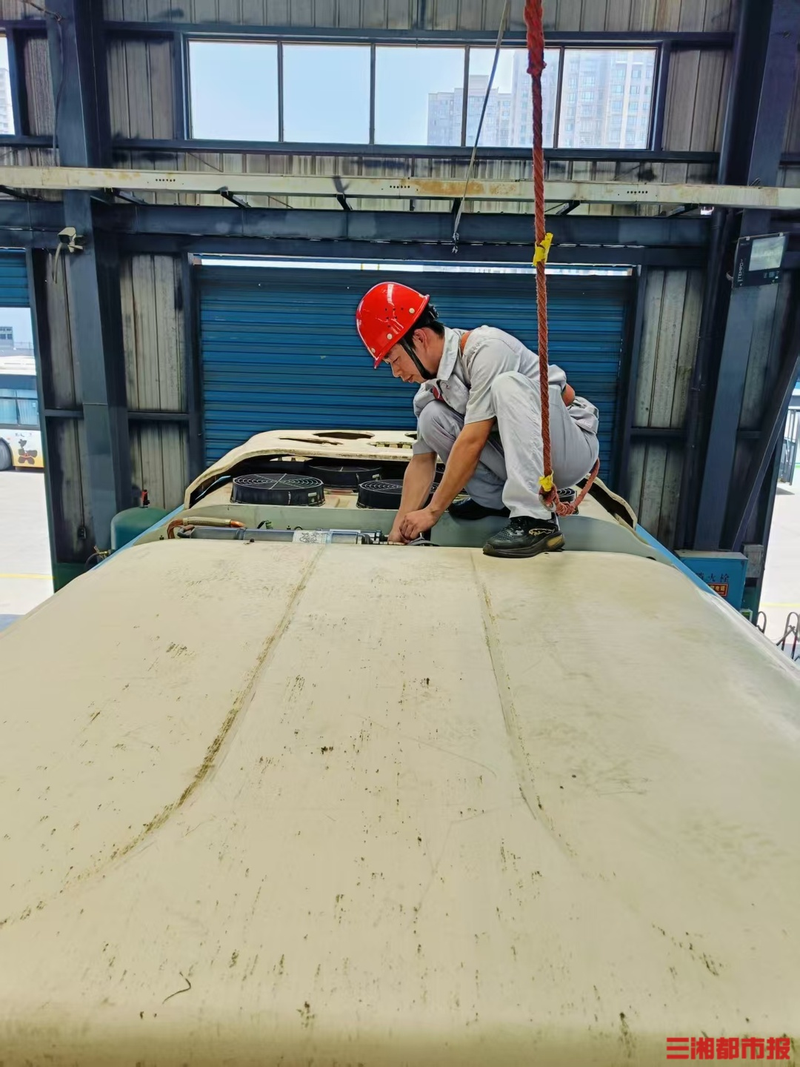 夏季高温公交车辆价差