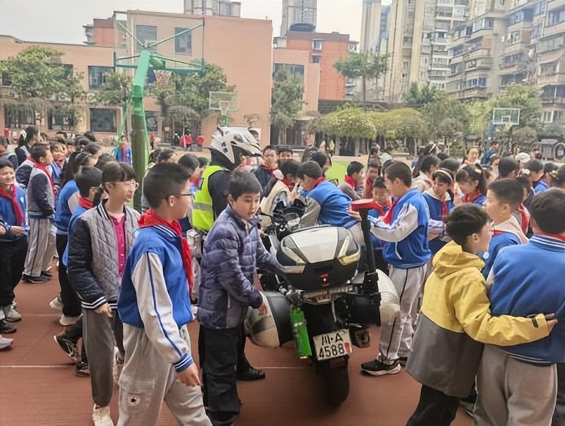 儿童交通安全知识问答