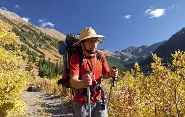 A diagram of the principle of automatic umbrella work