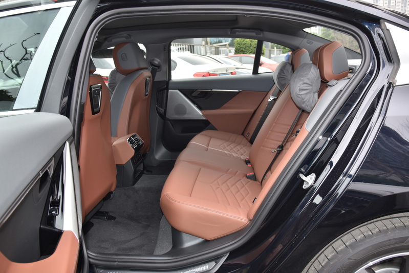 宝马x6报价及图片2026