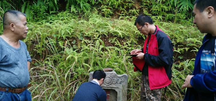 The characteristics of the tombs of the city
