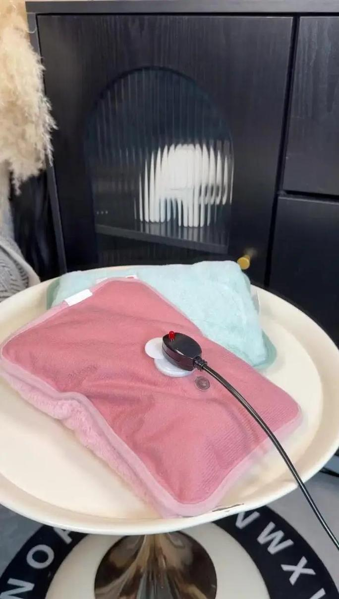 暖手宝电器原理