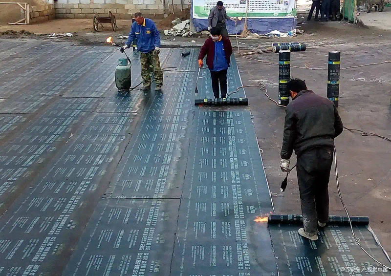 Waterproof structure of basement rolls