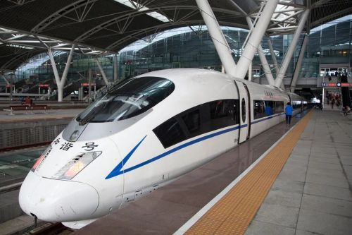 中国民航运输单价与全球相比