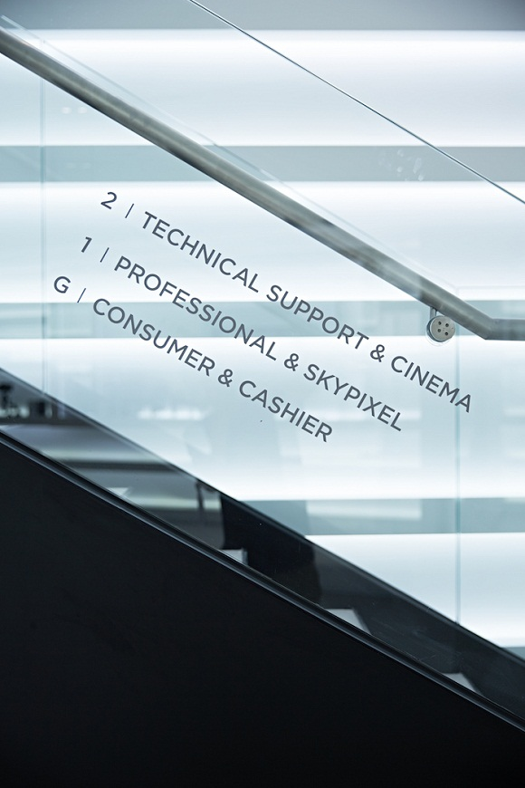 大疆无人机 香港售价