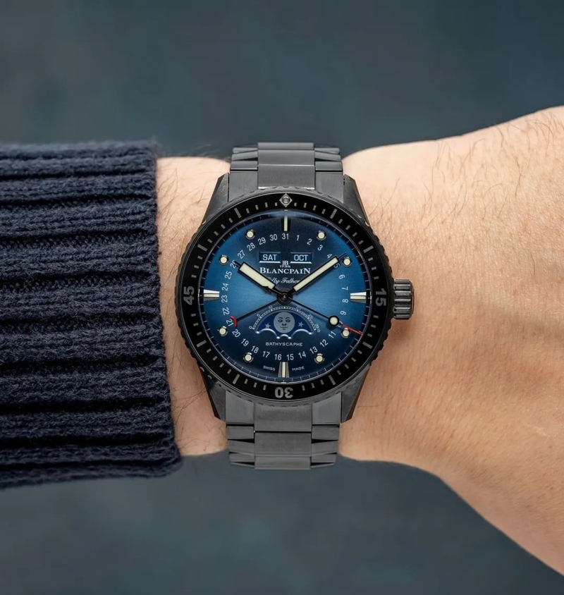 Graphics of ceramic watch chain dismantling methods