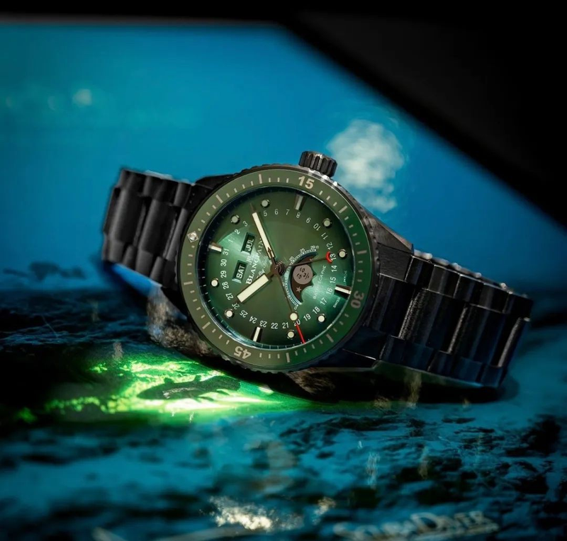 Graphics of ceramic watch chain dismantling methods